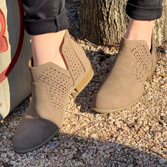 Booties- brand new in box - Picture 2 of 4